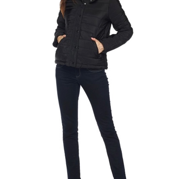Black Hooded Puffer Jacket - Picture 6 of 6
